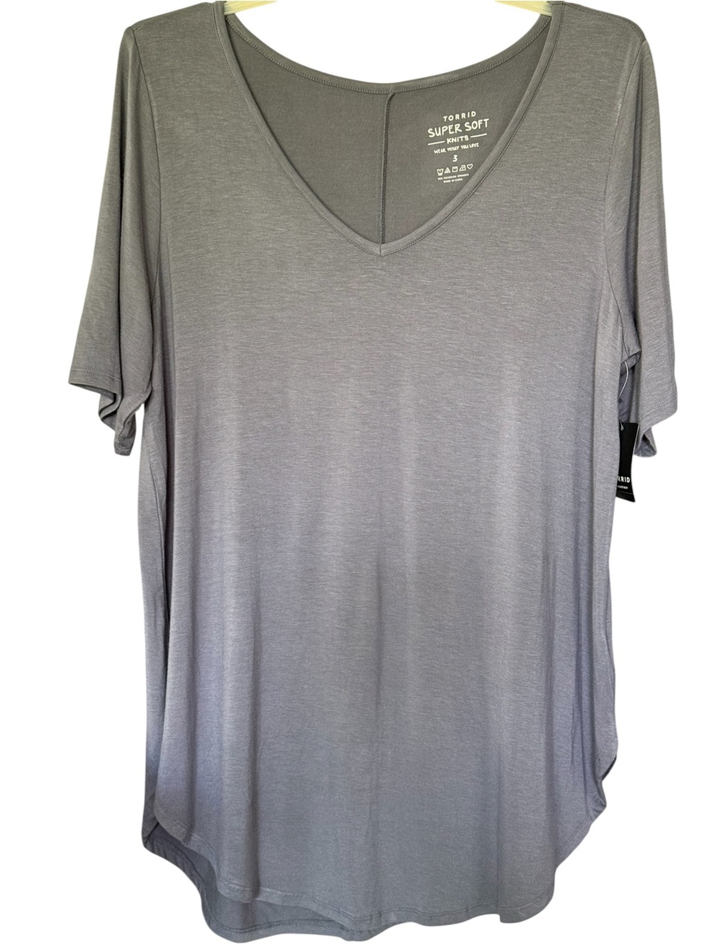 Torrid V-Neck Short Sleeve Super Soft Top NWT Size 3XL from Witch’s Estate Sale
